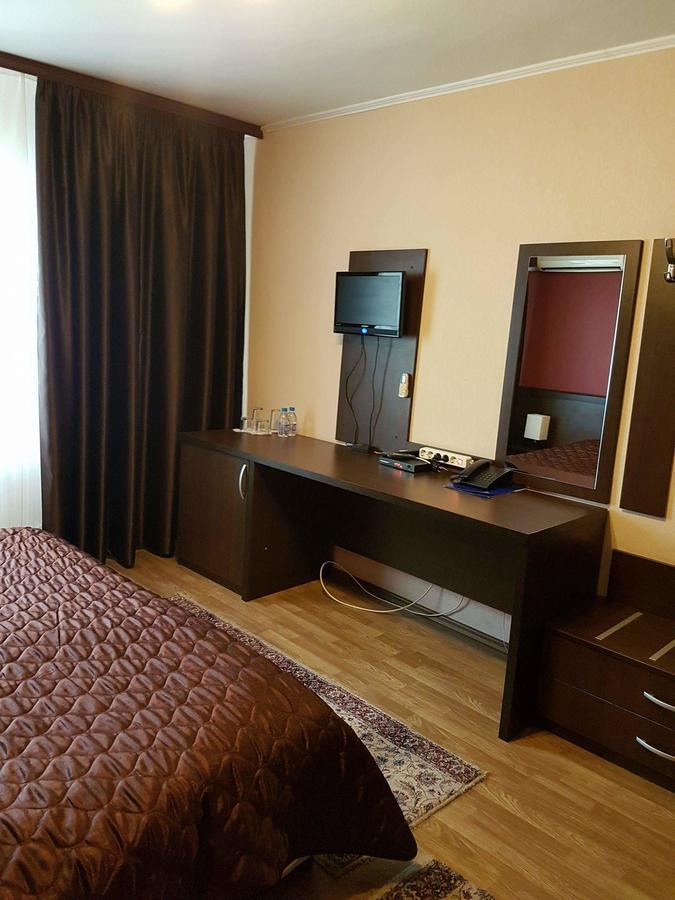 Motel Paradise Oryakhovo Bagian luar foto